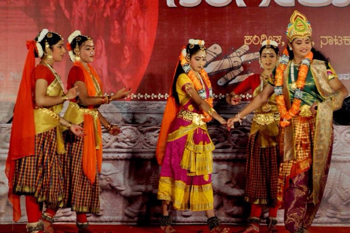 Scene from Shiva Sharane Mahadevi