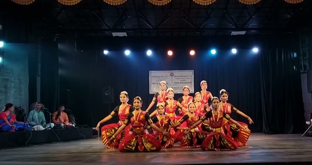 The senior batch in formation at Nada Nrityopasana 2024